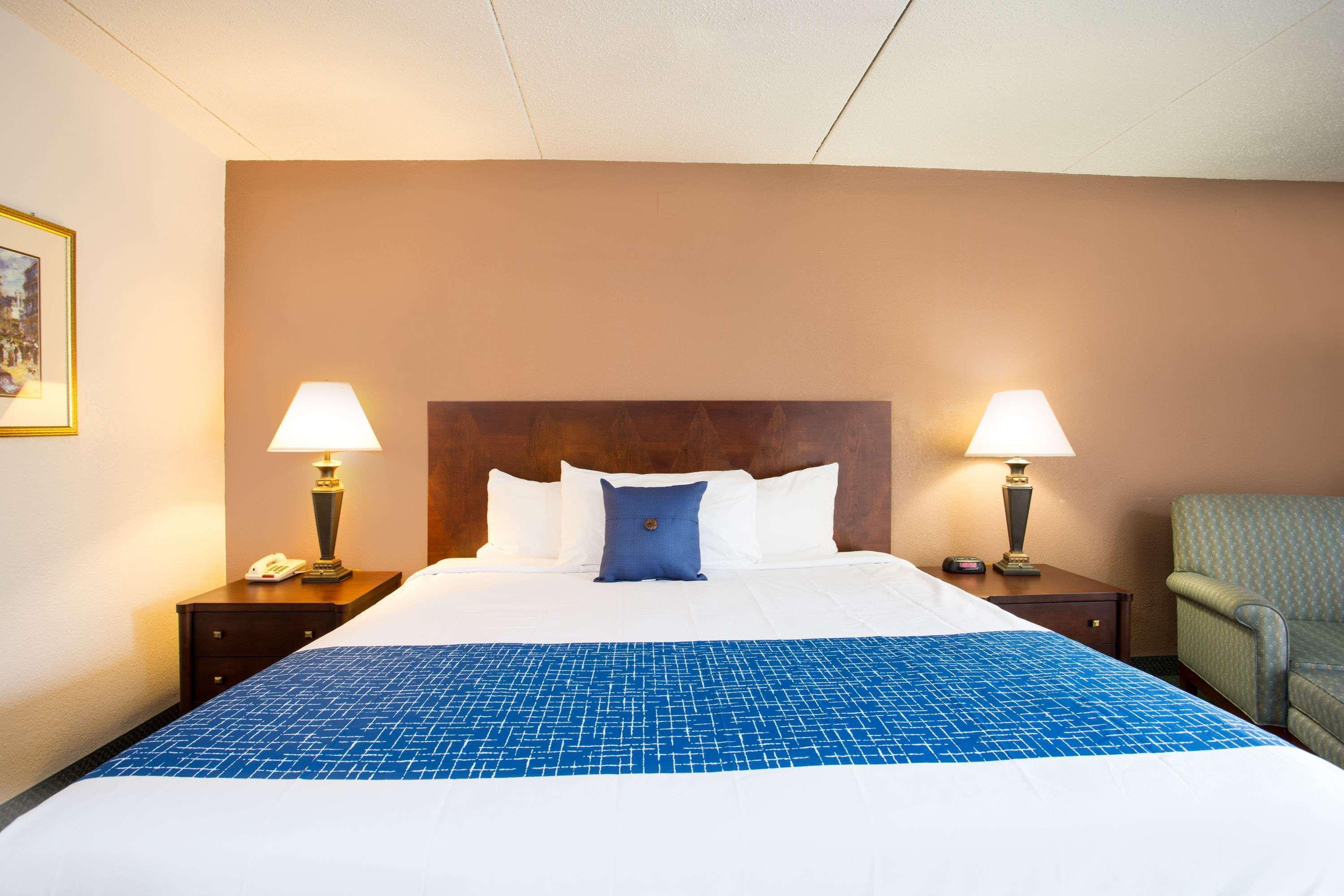 Travelodge By Wyndham Wytheville Ngoại thất bức ảnh