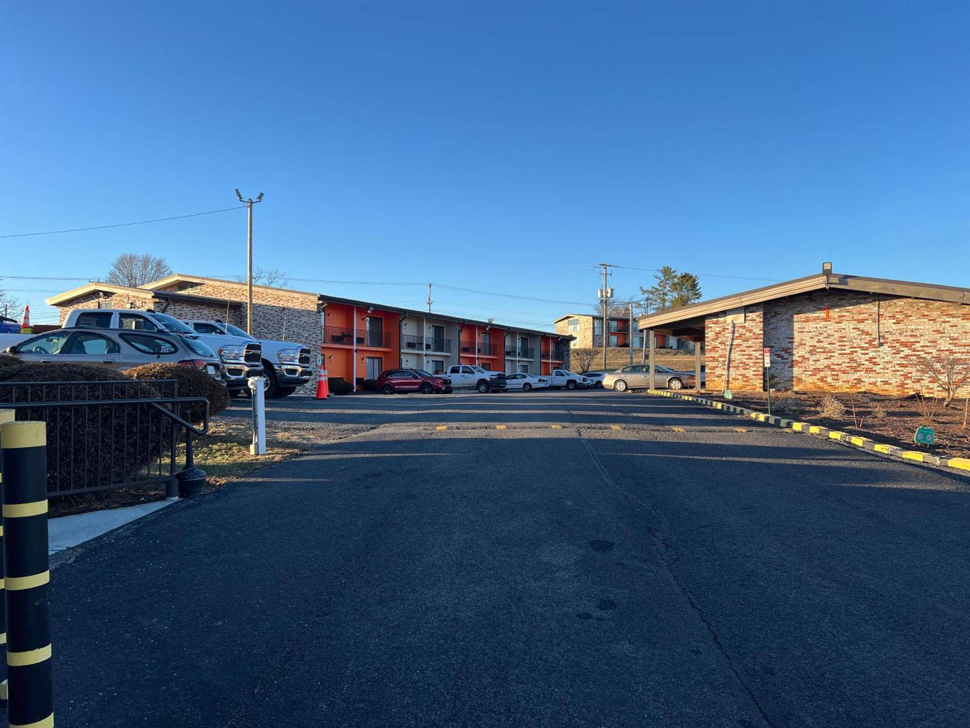 Travelodge By Wyndham Wytheville Ngoại thất bức ảnh